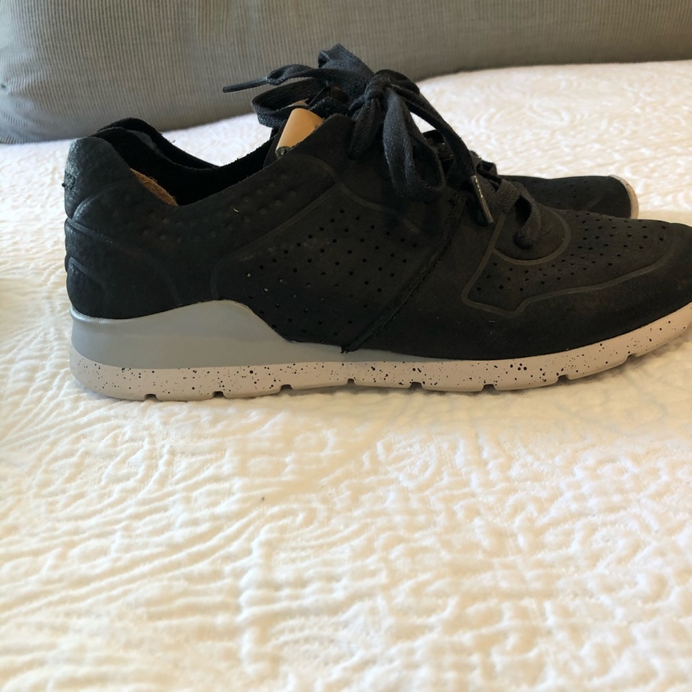 UGG Sneaker